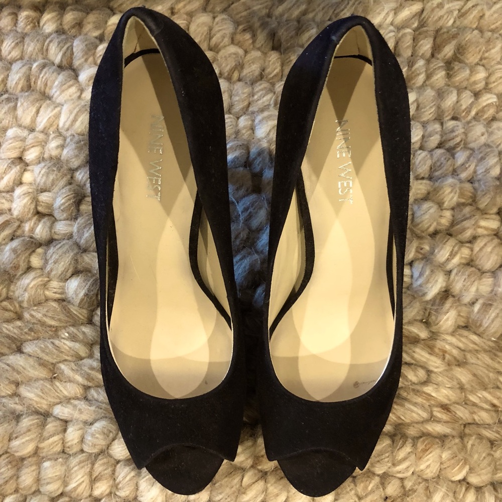 NWOT Nine West Black Peep Toe High Heels